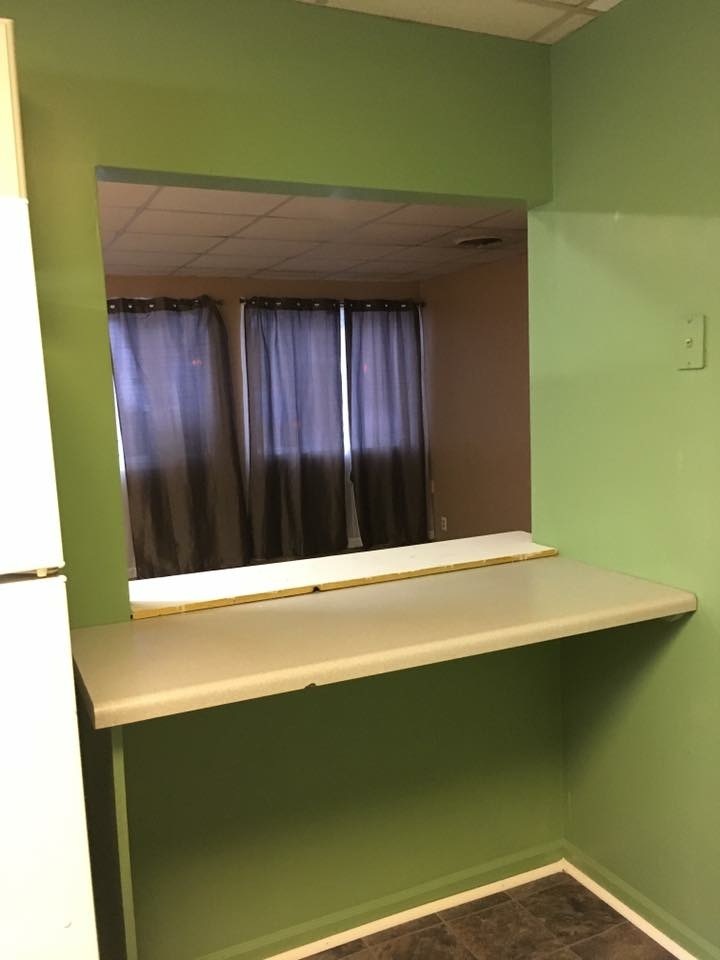 504 State Street Ottawa, IL 61350 - Photo 5 of 19 a close view of door