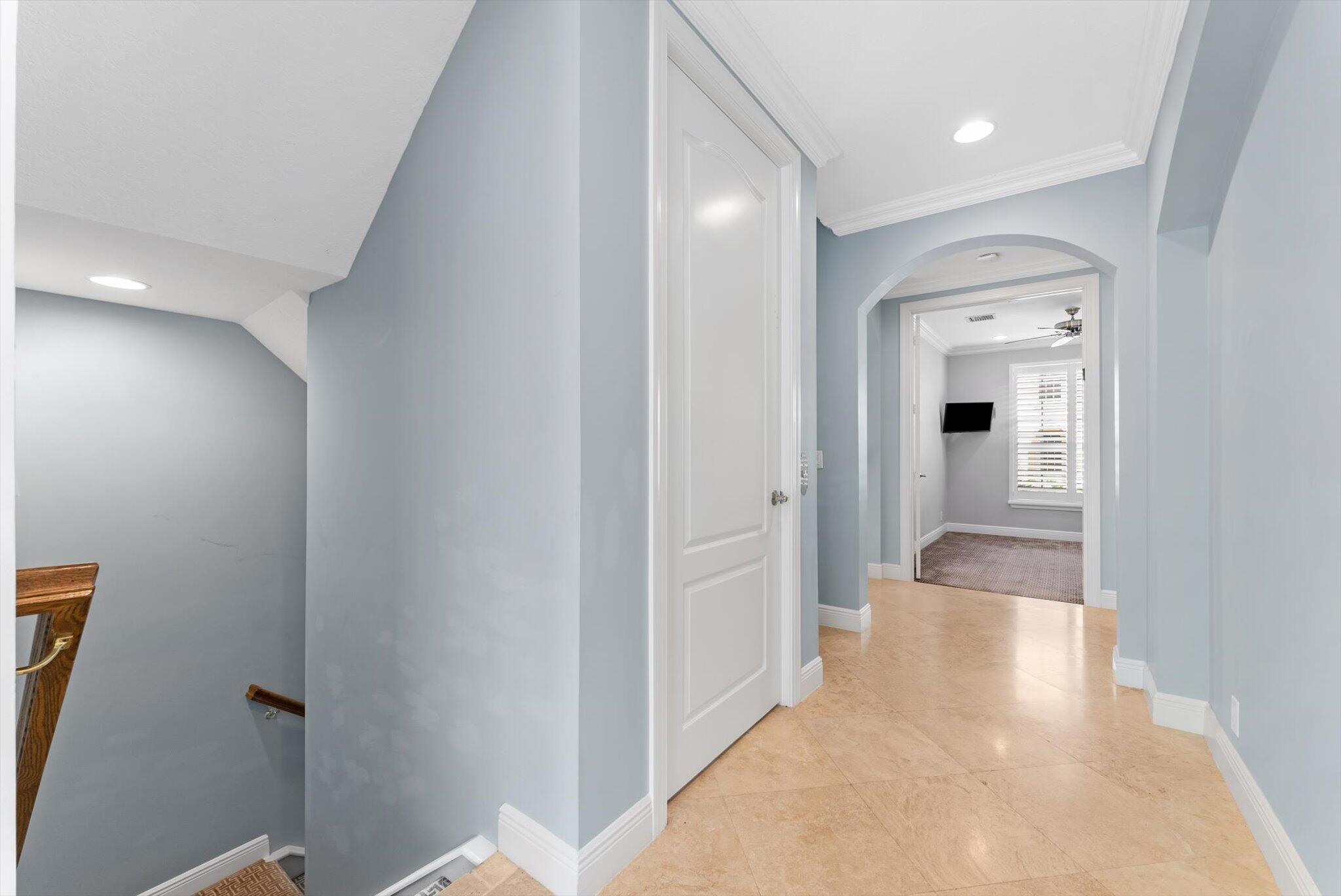 604 Northeast Francesca Lane Boca Raton, FL 33487 - Photo 34 of 58 2nd floor hallway