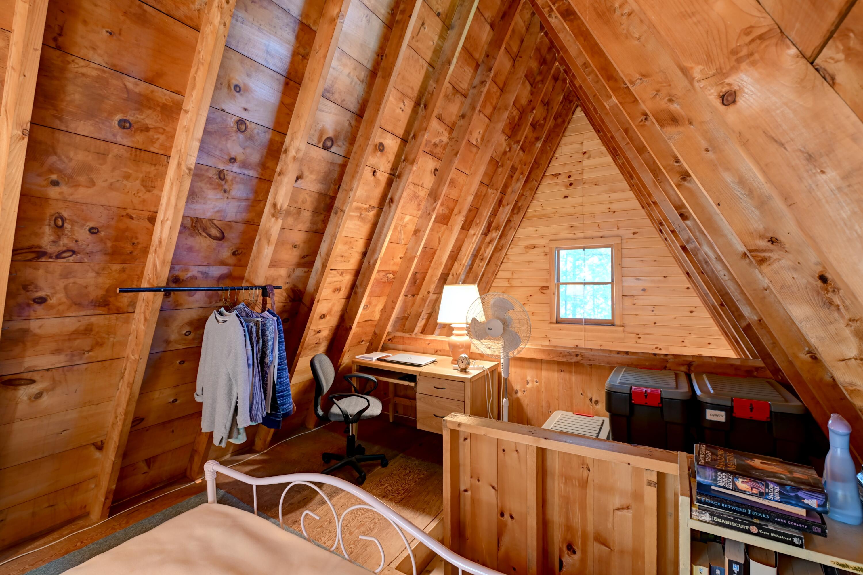 214 McGregor Road Lincoln, ME 04457 - Photo 14 of 20 DSC_4519_20_21_22_23_Fusion-Interior