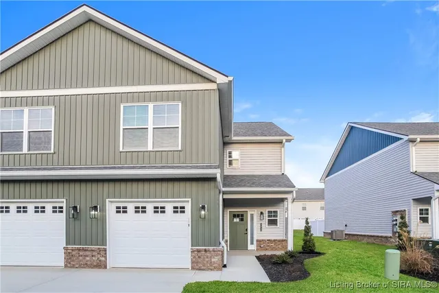 $1,885 | 2059 North Sarah Drive, Jeffersonville, IN 47130