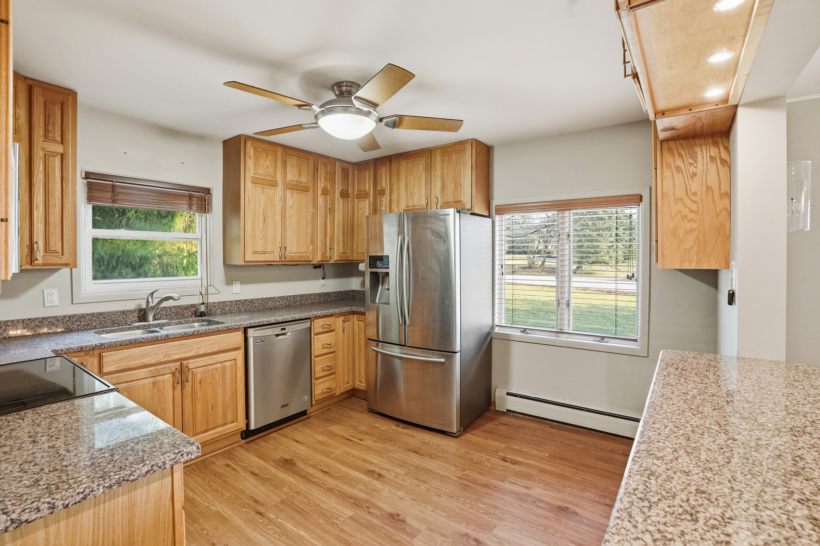 11250 Dineff Road Lemont, IL 60439 - Photo 13 of 45