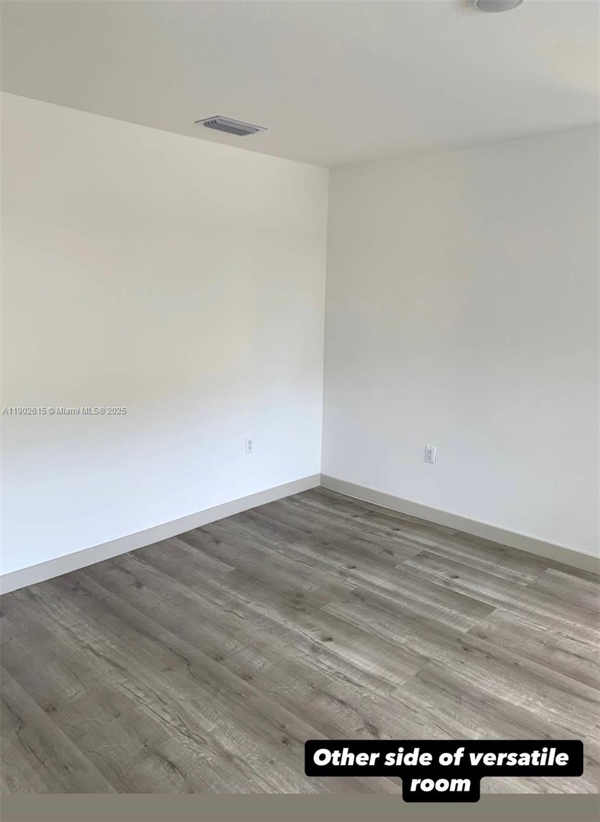 12121 Southwest 271st Street Homestead, FL 33032 - Photo 20 of 31