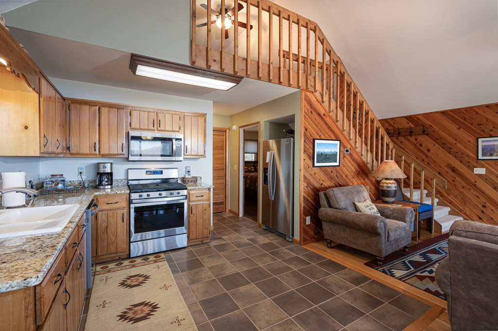 1410 Graham Road Murphy, NC 28906 - Photo 6 of 34