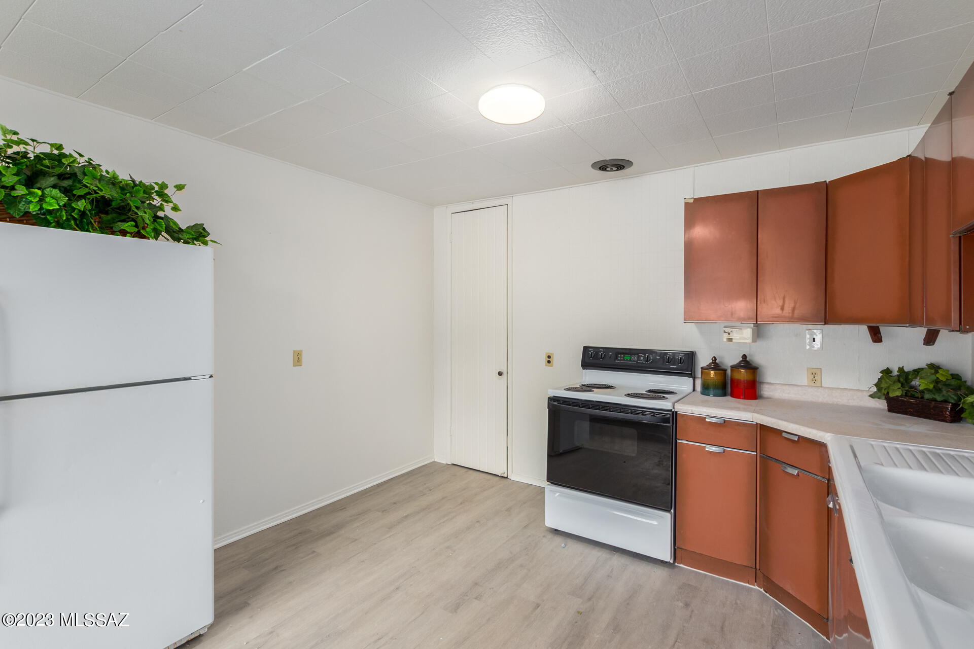 804 Arthur Place Mammoth, AZ 85618 - Photo 10 of 30