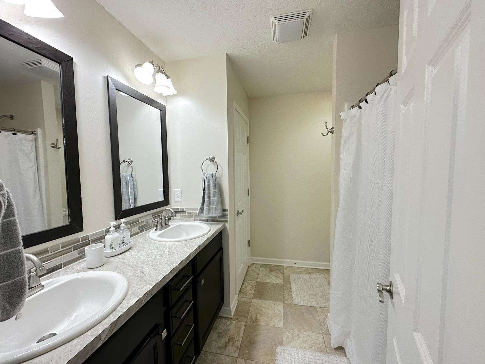 5163 Bridle Lane Mount Pleasant, MI 48858 - Photo 14 of 15 Gallery Image 14