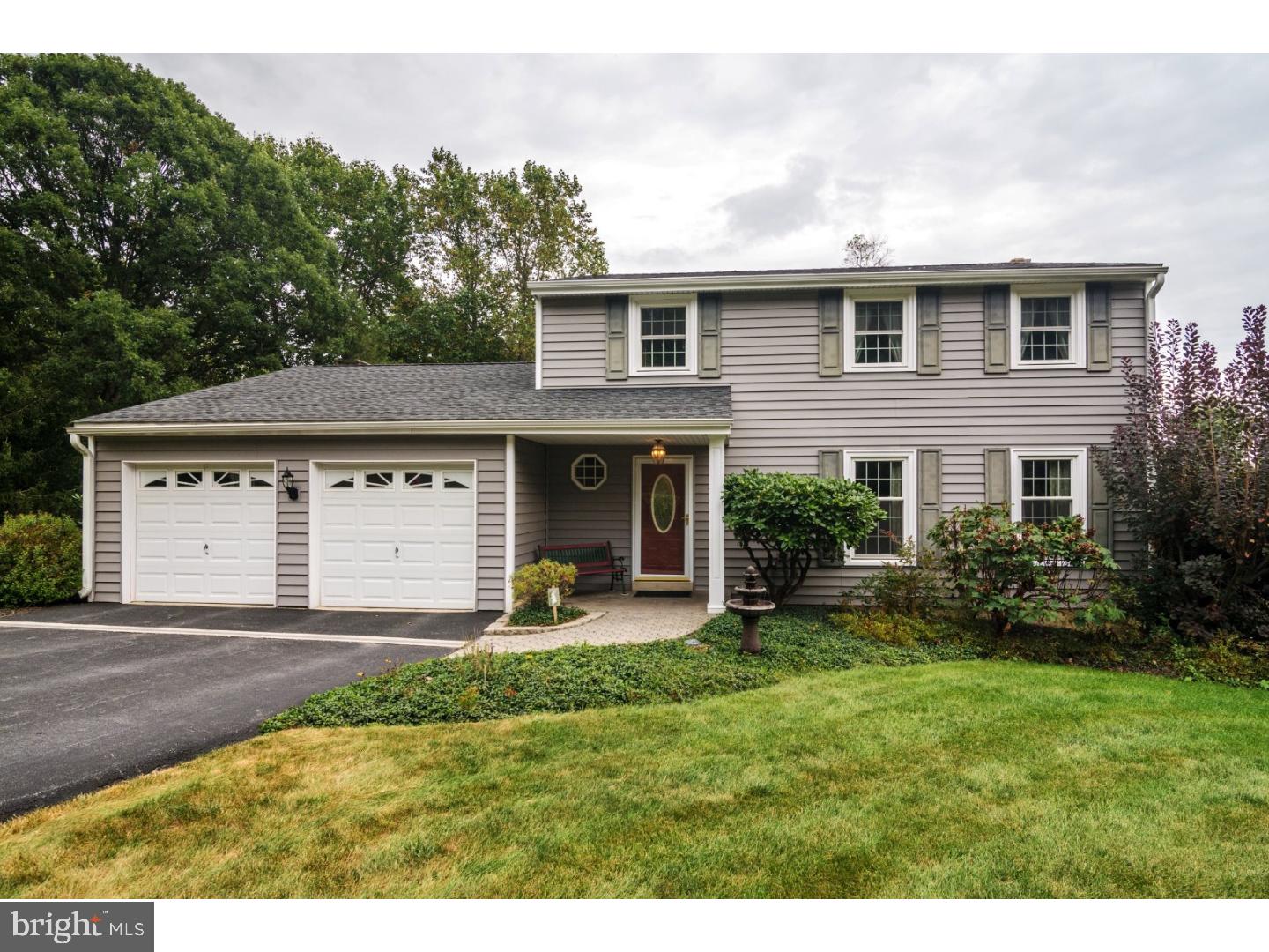 42 Rabbit Run Lane Glenmoore, PA 19343 - Photo 1 of 25 Exterior Front