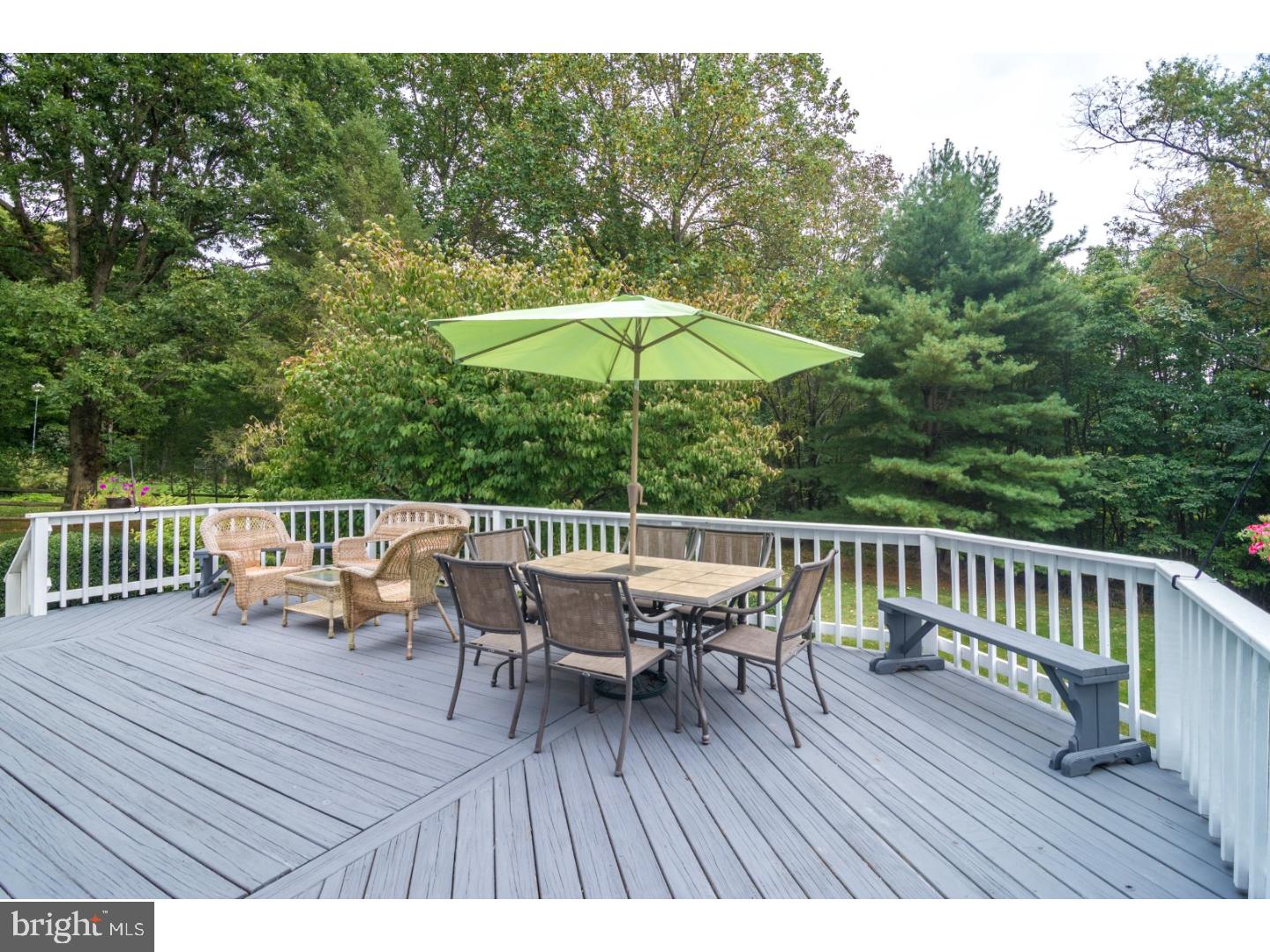 42 Rabbit Run Lane Glenmoore, PA 19343 - Photo 22 of 25 Deck