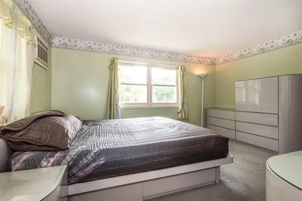 $469,000 | 6 Moonbrook Drive, Rutland, VT 05701