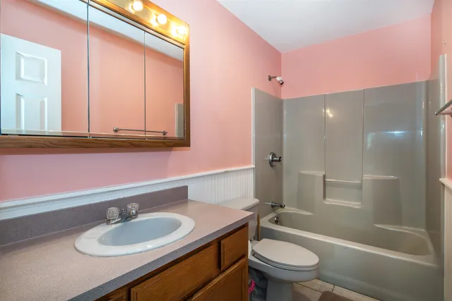 $469,000 | 6 Moonbrook Drive, Rutland, VT 05701