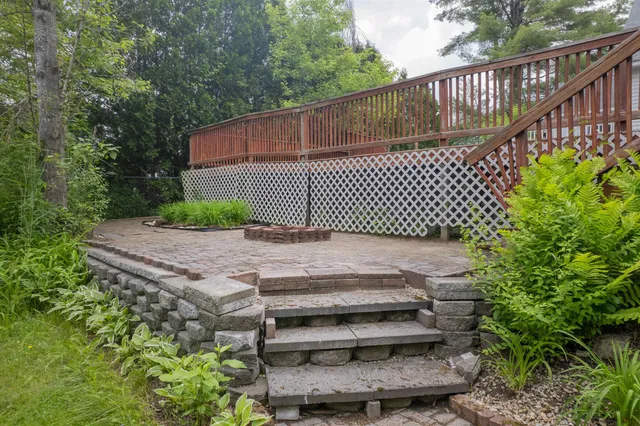 $469,000 | 6 Moonbrook Drive, Rutland, VT 05701