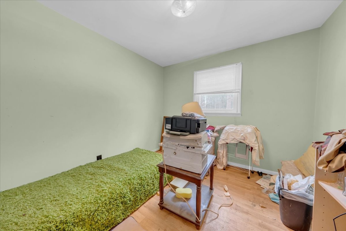 646 Main Street Altamont, TN 37301 - Photo 23 of 39 a living room with furniture