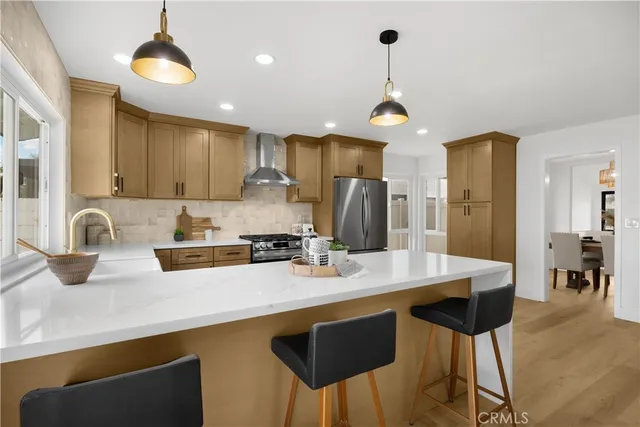 $1,569,000 | 3841 Heather Street, Seal Beach, CA 90740