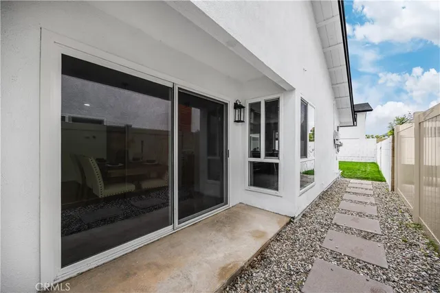 $1,569,000 | 3841 Heather Street, Seal Beach, CA 90740