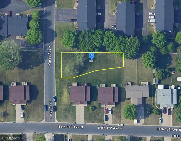 $127,999 | 8398 Yates Avenue North, Brooklyn Park, MN 55443