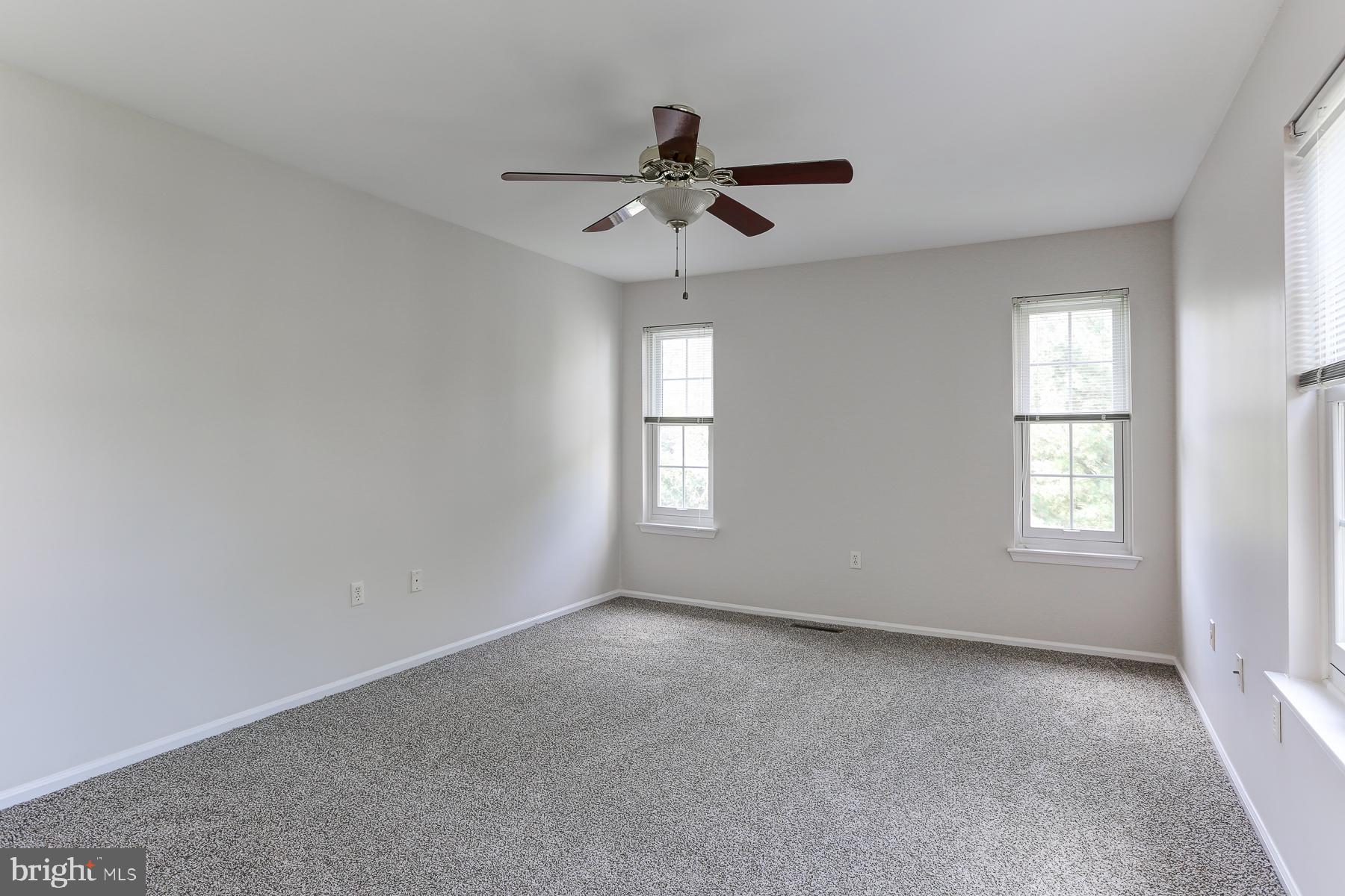 1132 Pond Road Harrisburg, PA 17111 - Photo 17 of 29 Primary bedroom