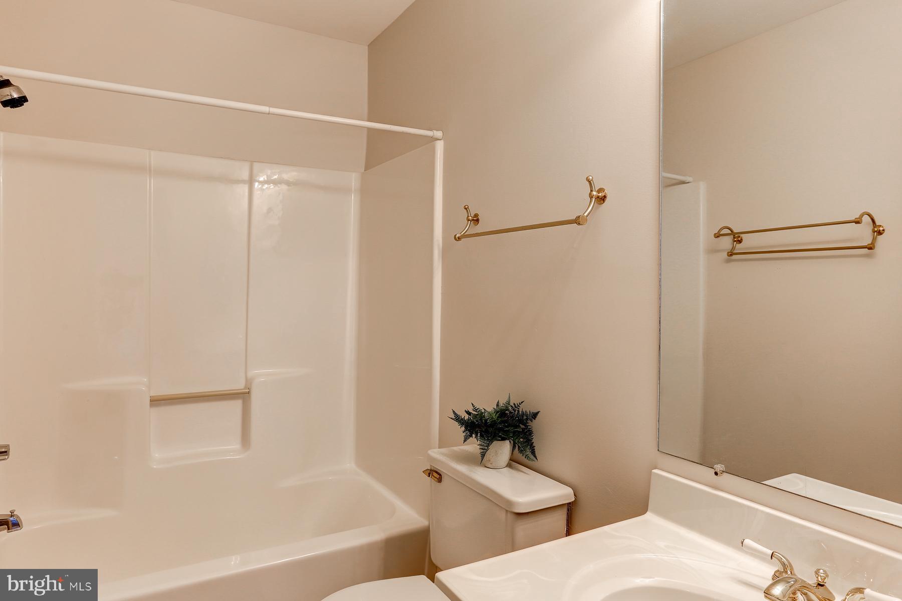 1132 Pond Road Harrisburg, PA 17111 - Photo 24 of 29 Gallery Image 24