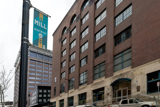 $250,000 | 250 Park Avenue, Unit 304, Minneapolis, MN 55415