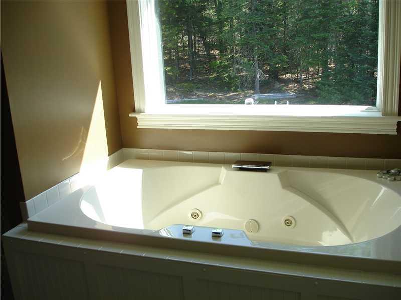 43 Emerald Drive Hampden, ME 04444 - Photo 24 of 32 Bathroom.