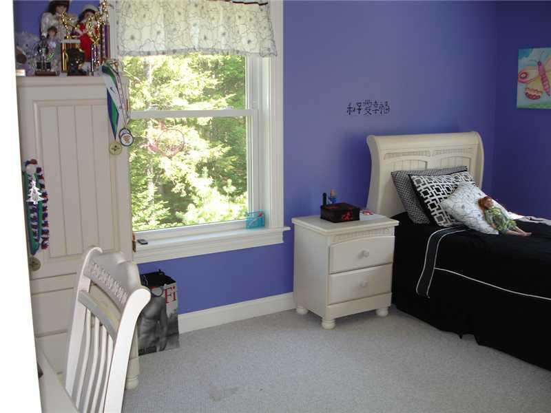 43 Emerald Drive Hampden, ME 04444 - Photo 30 of 32 Bedroom.