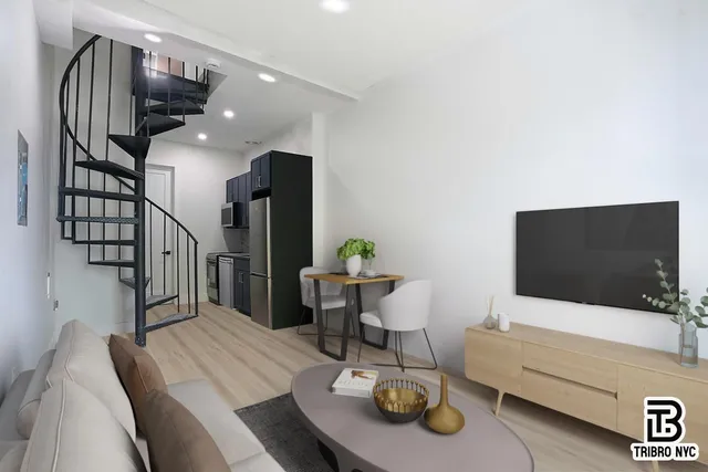 $3,850 | 141 Meserole Street, Unit 4B | Williamsburg