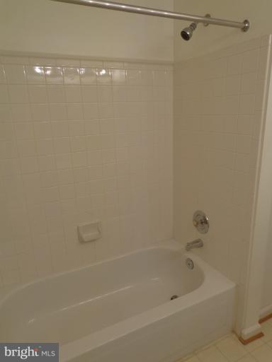 8628 Jacks Reef Road Laurel, MD 20724 - Photo 13 of 29 Bath 2 Pic 2