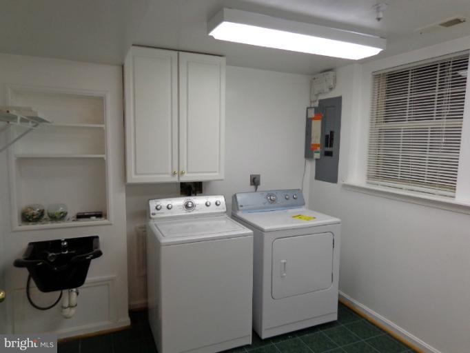8628 Jacks Reef Road Laurel, MD 20724 - Photo 24 of 29 Laundry Roon