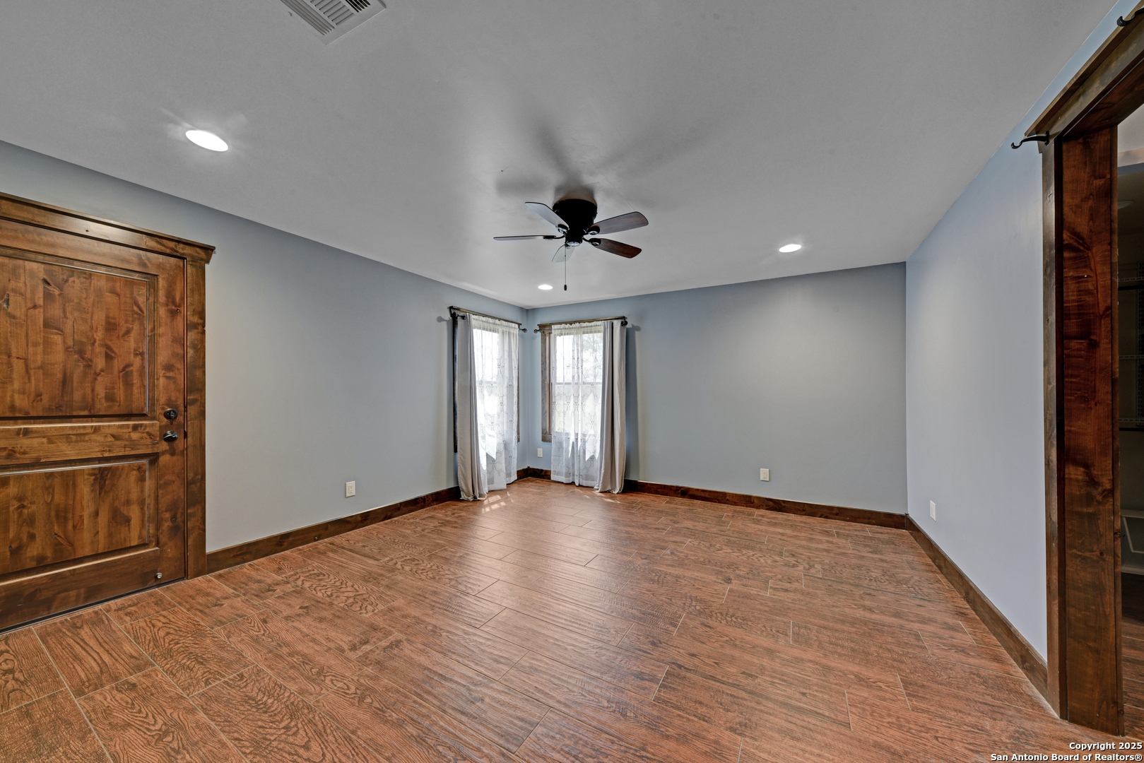9560 Old Colony Line Road Dale, TX 78616 - Photo 20 of 41 a view of an empty room with a window