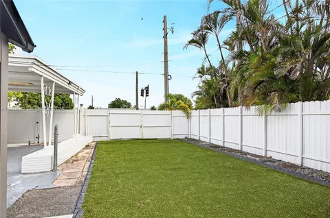 $535,000 | 821 North 73rd Terrace, Hollywood, FL 33024