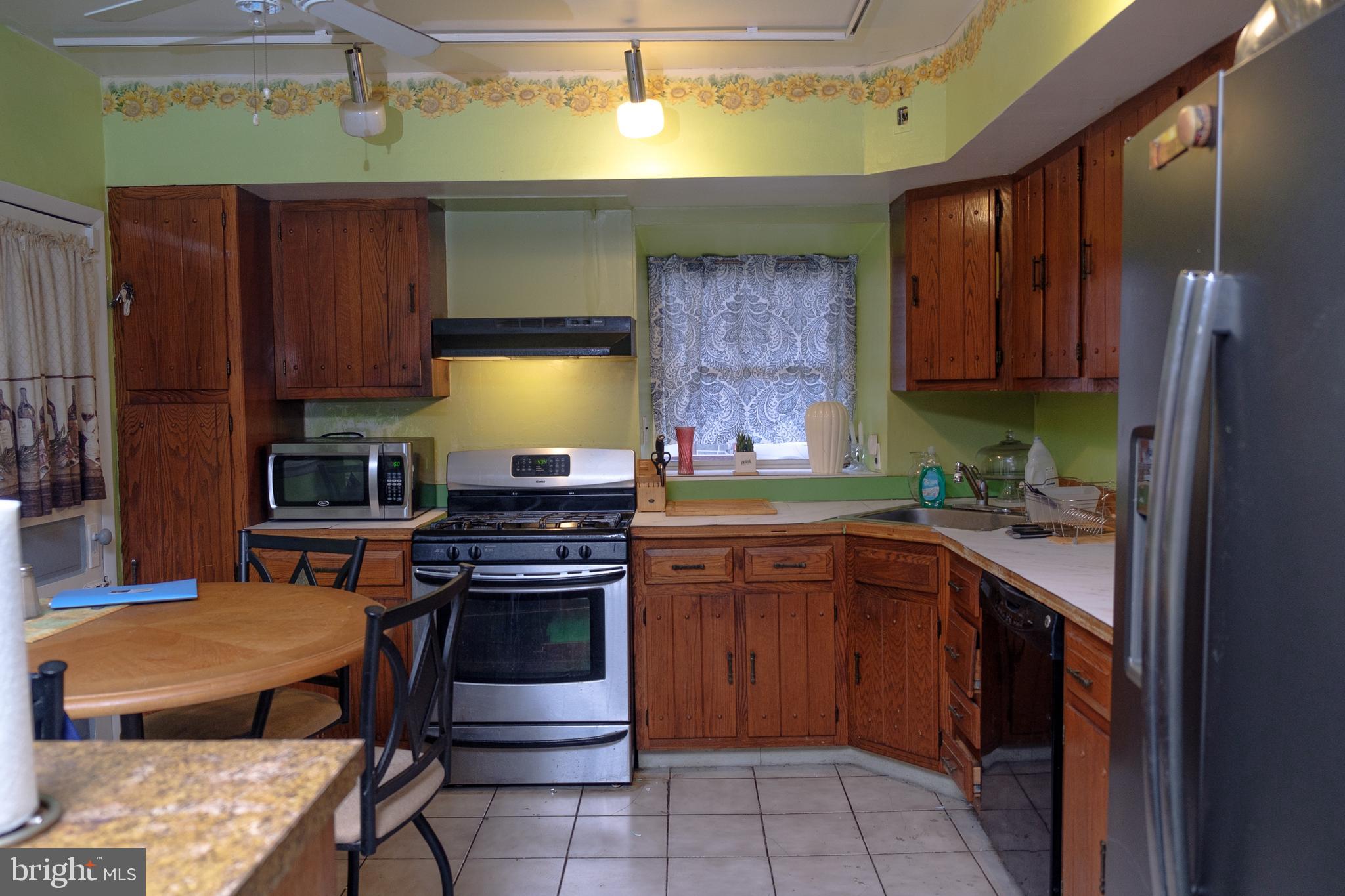 1235 Marlyn Road Philadelphia, PA 19151 - Photo 5 of 14 Gallery Image 5