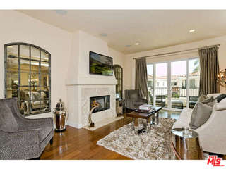 23963 De Ville Way Malibu, CA 90265 - Photo 4 of 34