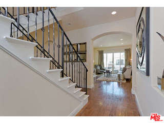 23963 De Ville Way Malibu, CA 90265 - Photo 5 of 34