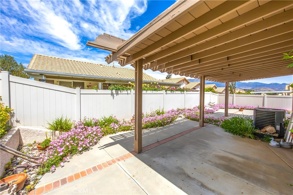 1961 Riviera Avenue Banning, CA 92220 - Photo 48 of 60