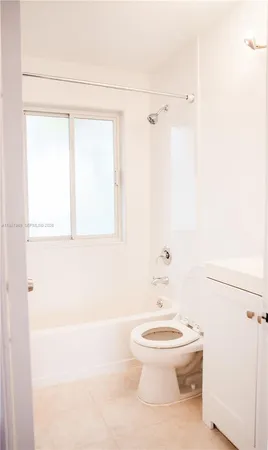 $2,500 | 7523 Southwest 109th Avenue, Miami, FL 33173