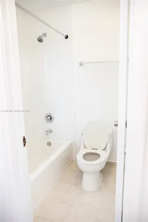 $2,500 | 7523 Southwest 109th Avenue, Miami, FL 33173