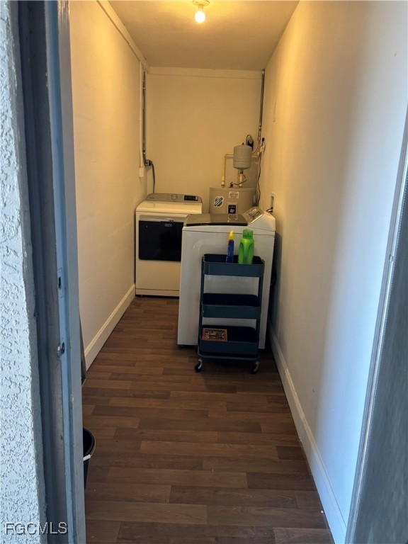 5521 Granada Road Fort Myers, FL 33919 - Photo 14 of 17 a room with furniture and a wooden floor