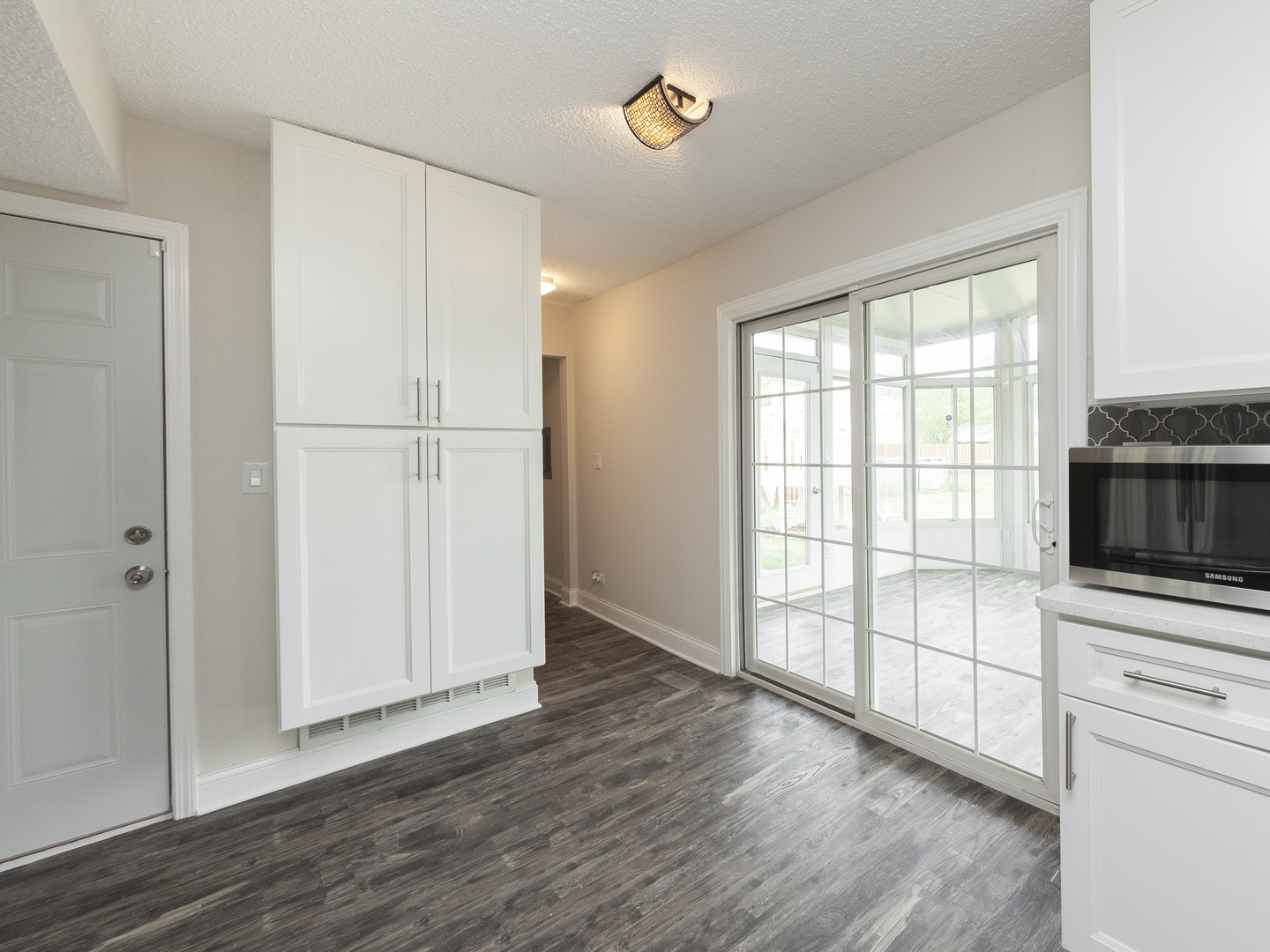 1870 Wright Lane Hanover Park, IL 60133 - Photo 12 of 38