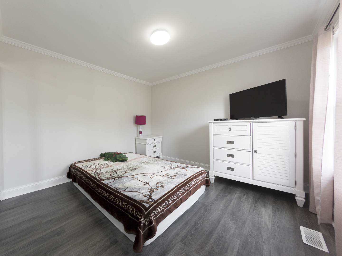 1870 Wright Lane Hanover Park, IL 60133 - Photo 17 of 38