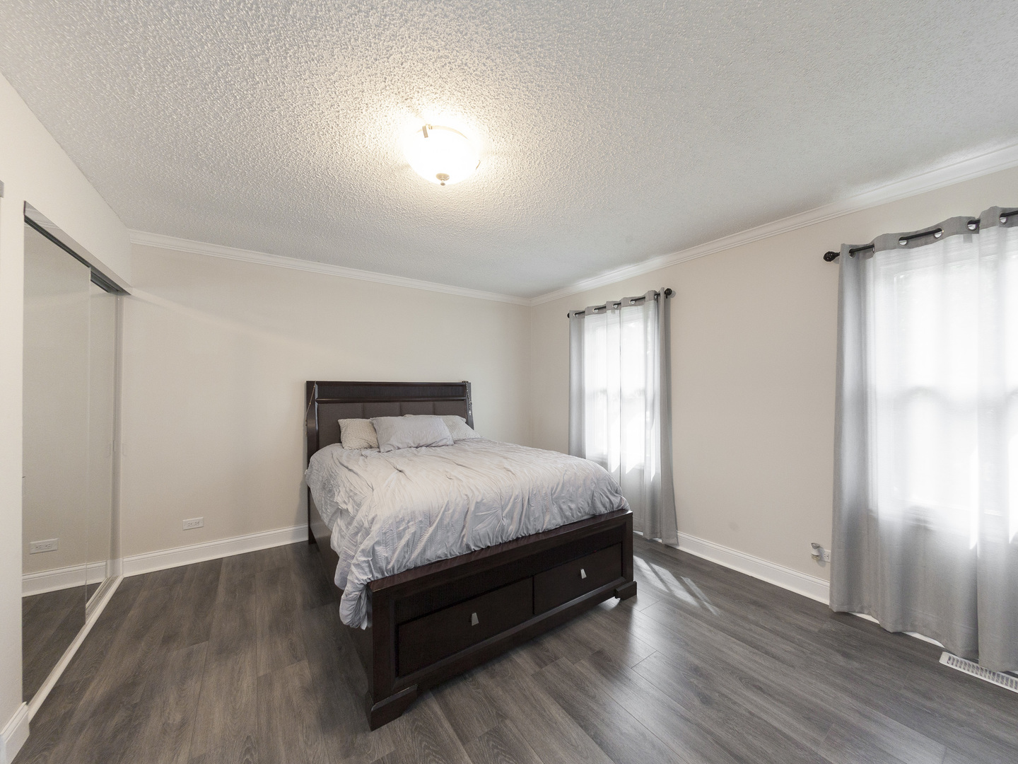 1870 Wright Lane Hanover Park, IL 60133 - Photo 20 of 38