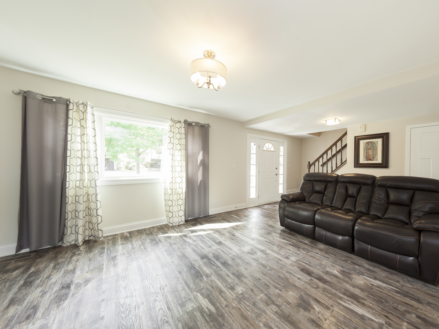 1870 Wright Lane Hanover Park, IL 60133 - Photo 3 of 38