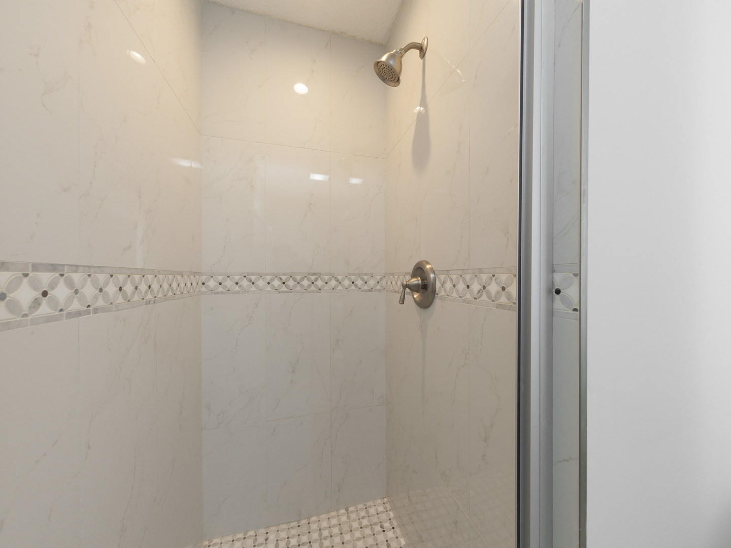 1870 Wright Lane Hanover Park, IL 60133 - Photo 27 of 38