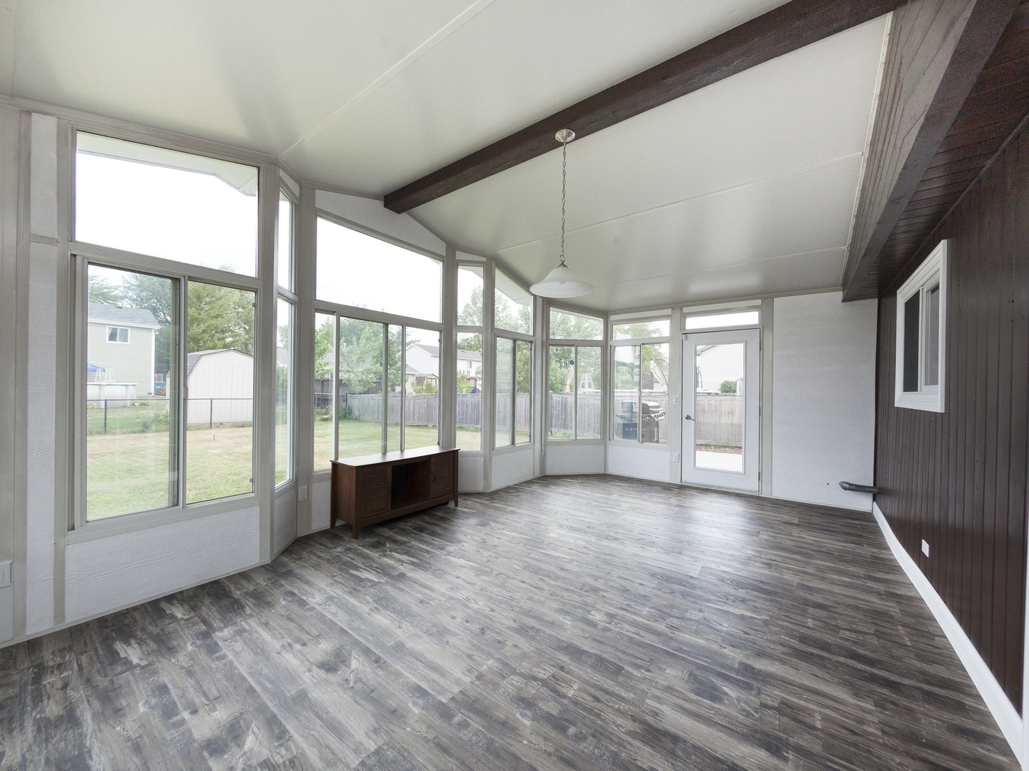 1870 Wright Lane Hanover Park, IL 60133 - Photo 31 of 38