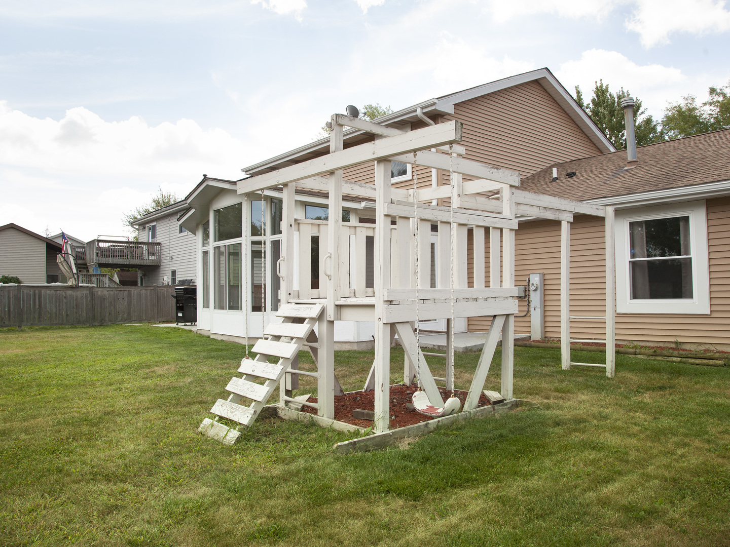 1870 Wright Lane Hanover Park, IL 60133 - Photo 34 of 38