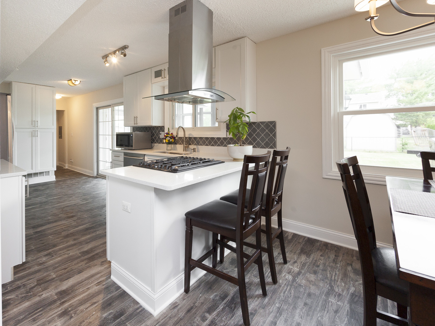 1870 Wright Lane Hanover Park, IL 60133 - Photo 9 of 38