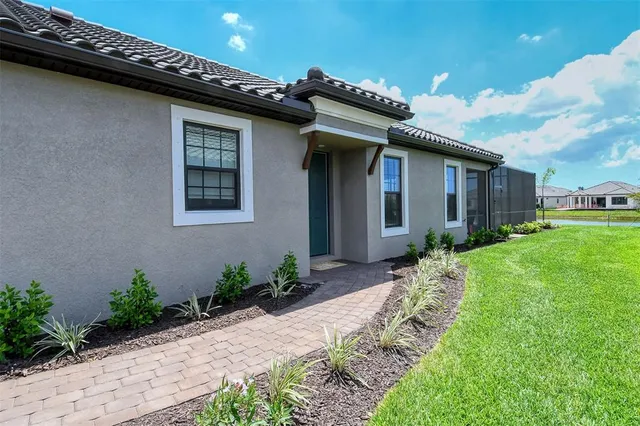 $5,500 | 4708 Motta Court, Bradenton, FL 34211