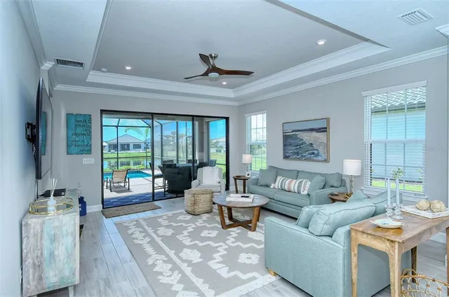 $5,500 | 4708 Motta Court, Bradenton, FL 34211