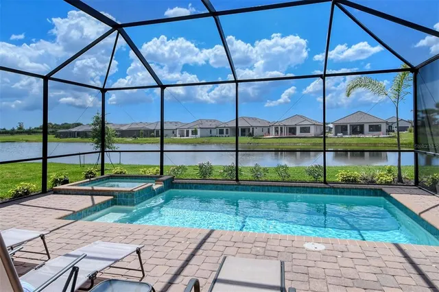 $5,500 | 4708 Motta Court, Bradenton, FL 34211