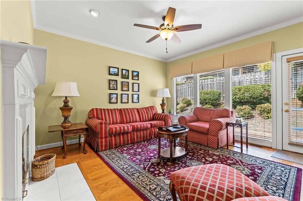 913 Flicker Lane High Point, NC 27262 - Photo 15 of 42