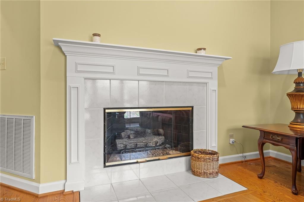 913 Flicker Lane High Point, NC 27262 - Photo 17 of 42