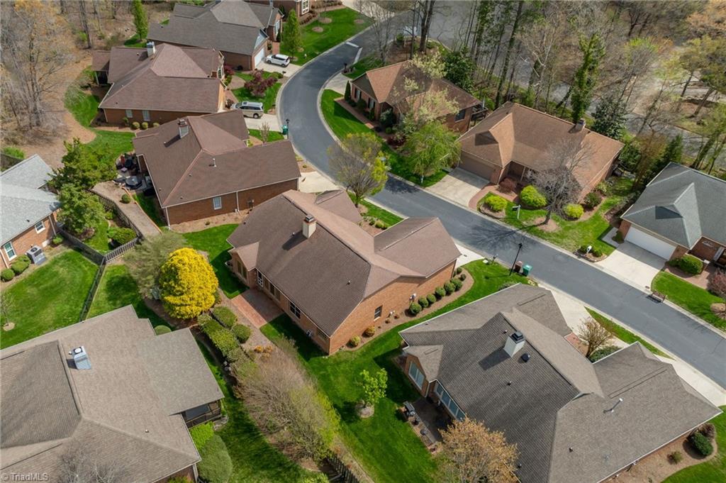 913 Flicker Lane High Point, NC 27262 - Photo 37 of 42