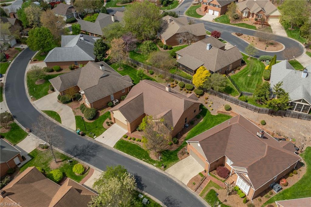 913 Flicker Lane High Point, NC 27262 - Photo 38 of 42